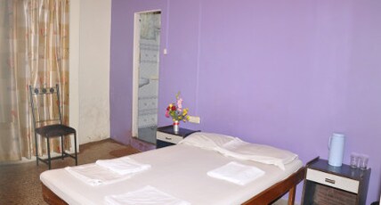 Hotel Atmaram Room Type - Double Non AC