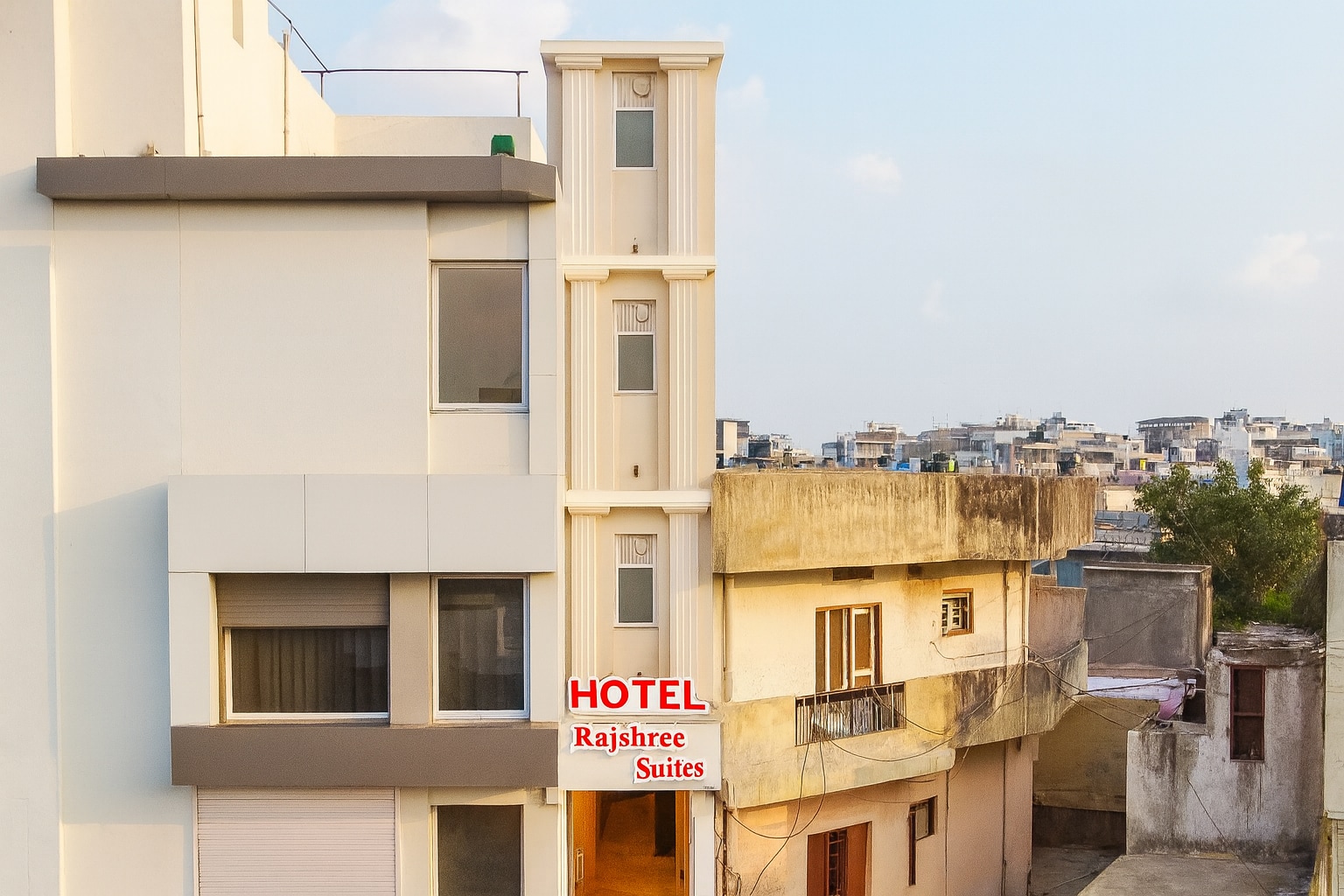 Hotel Rajshree Suites - Tap to explore photos