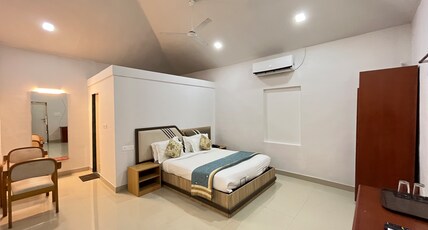 Rustic River Resort Room Type - Zebra House