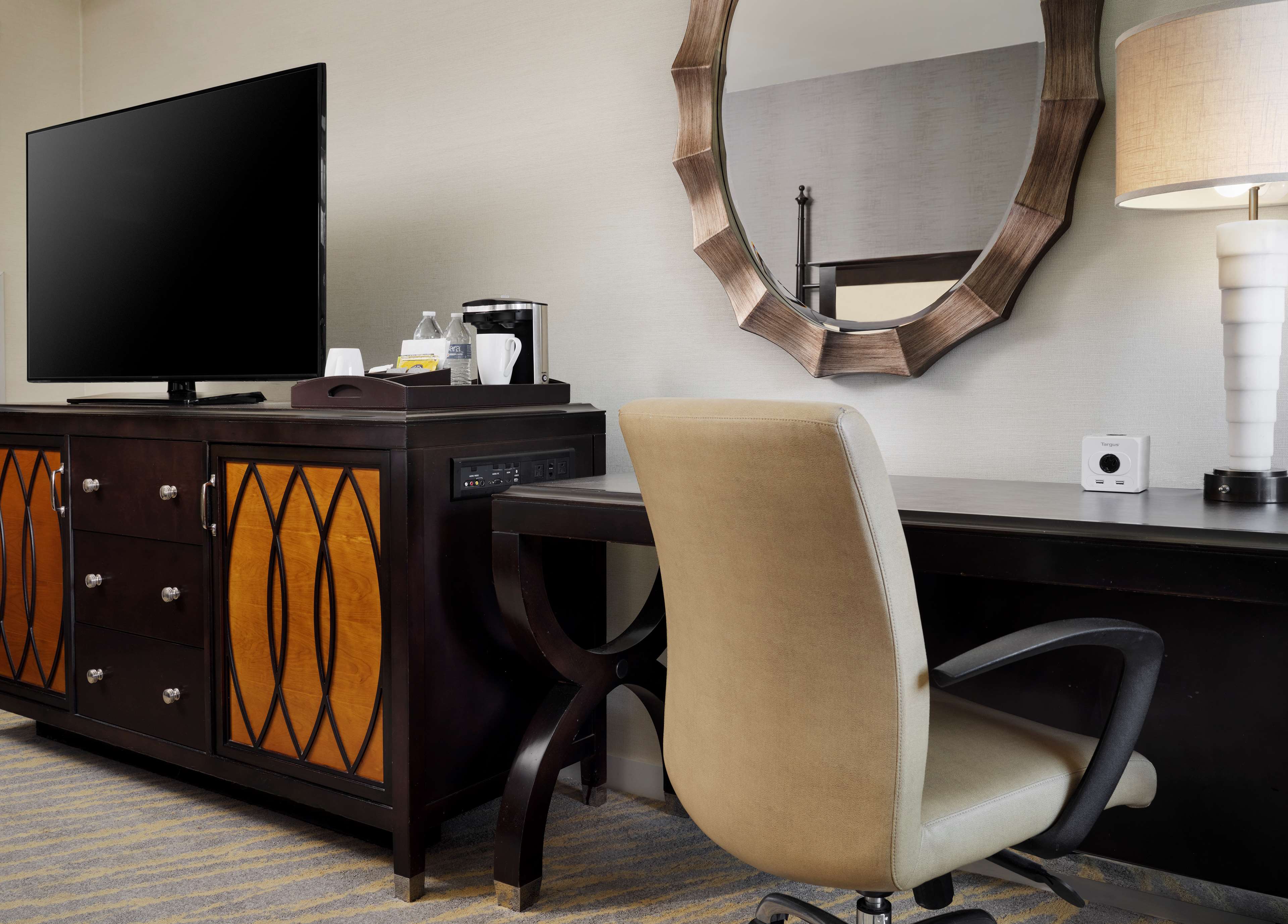 The Inn at Penn, A Hilton Hotel - Tap to explore photos