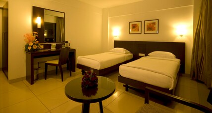 Shantai Hotel Room Type - Deluxe Room with Work Desk