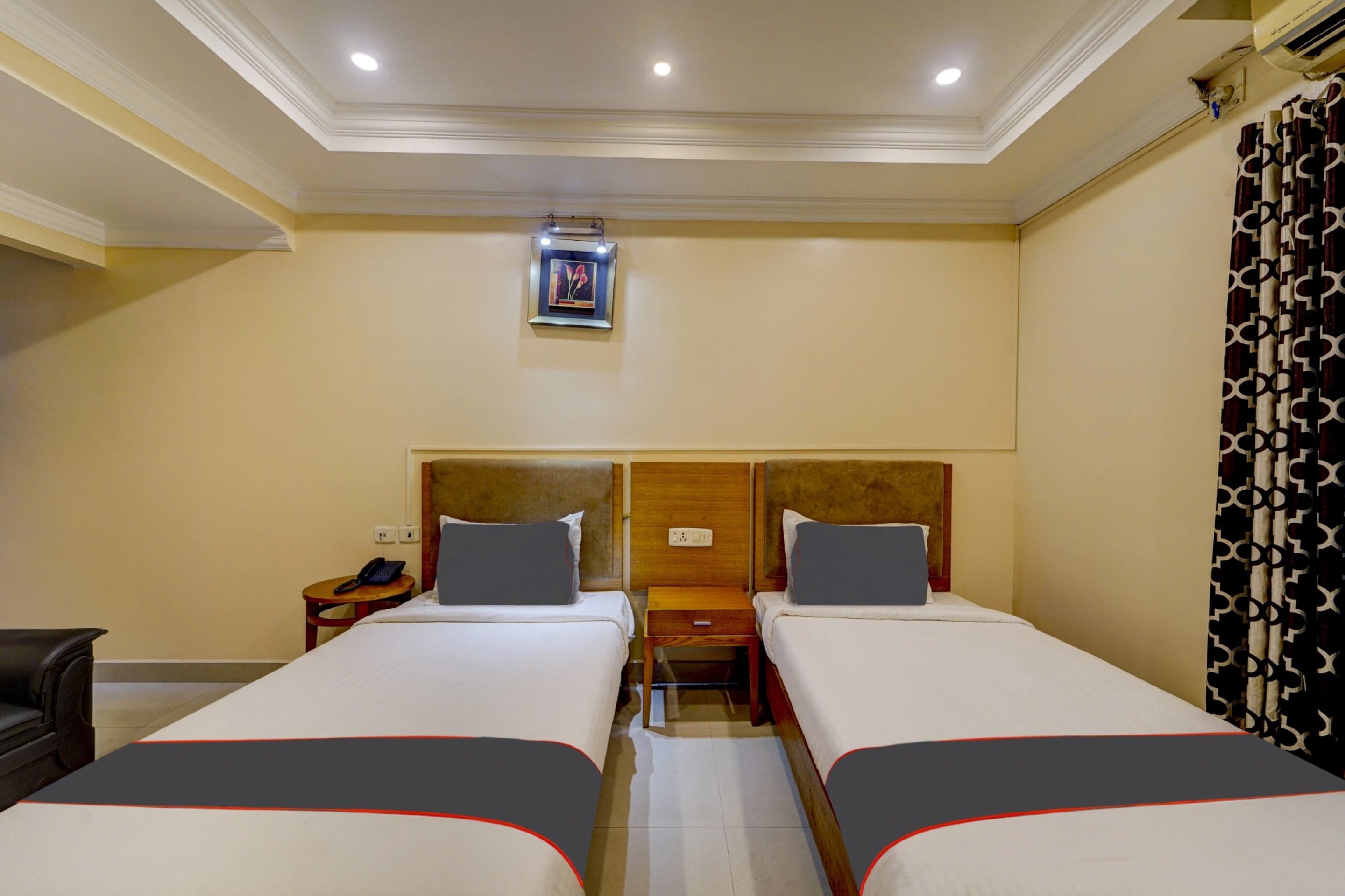 Hotel O G Silver Ashok Nagar - Tap to explore photos