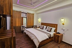 White House Hotel & Banquet