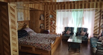 MOUNTAIN RIVER VIEW HOMESTAY  Room Type - Bedroom 2