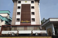 Hotel Maval Grrand
