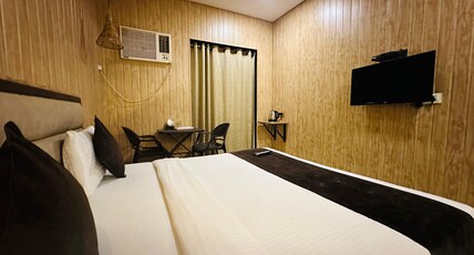 Hotel Merakee Room Type - Premium Room With Balcony
