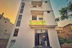 Hotel Shree Jeevan Dham