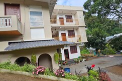 Karthika Homestay
