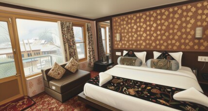 Green Top Resort Room Type - Deluxe Room (Block-A)