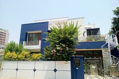 Ritz Mansion | A Boutique Stay