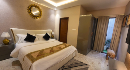 Jaltara Stays | 3 BHK Apartment at Bapu Nagar Room Type - Super Deluxe Luxury Room