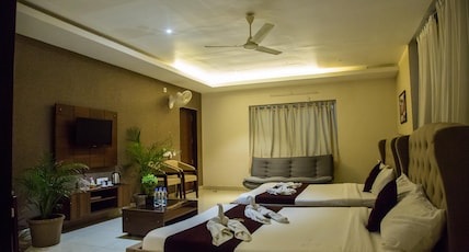 Hotel S-INN Room Type - SUITE ROOM Hotel S-INN Room Type - SUITE ROOM