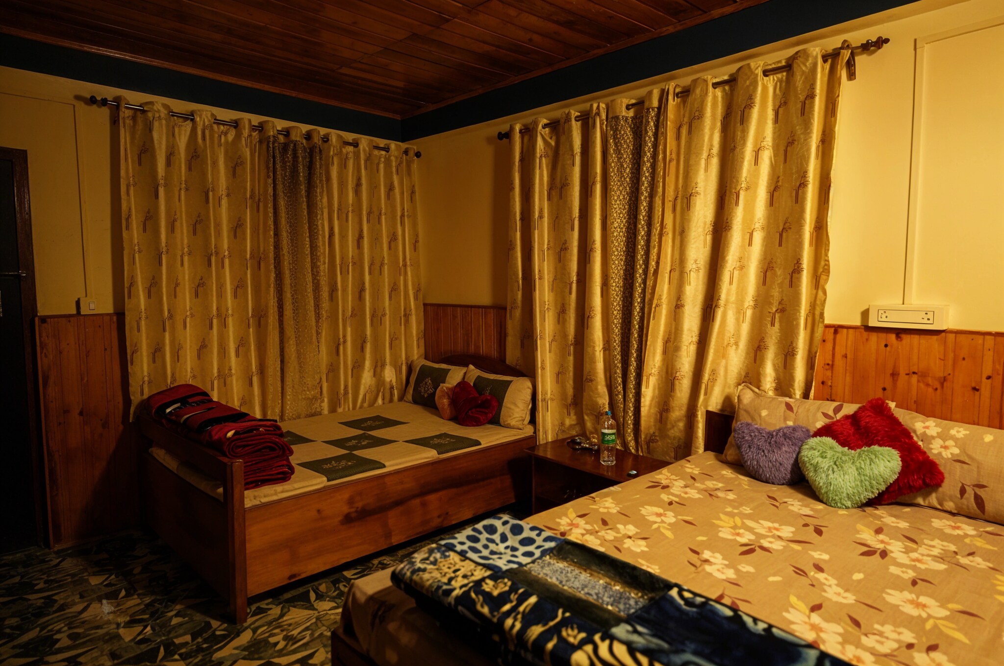 Hari Mang Imm 1BR Deluxe in Darjeeling 1 - Tap to explore photos