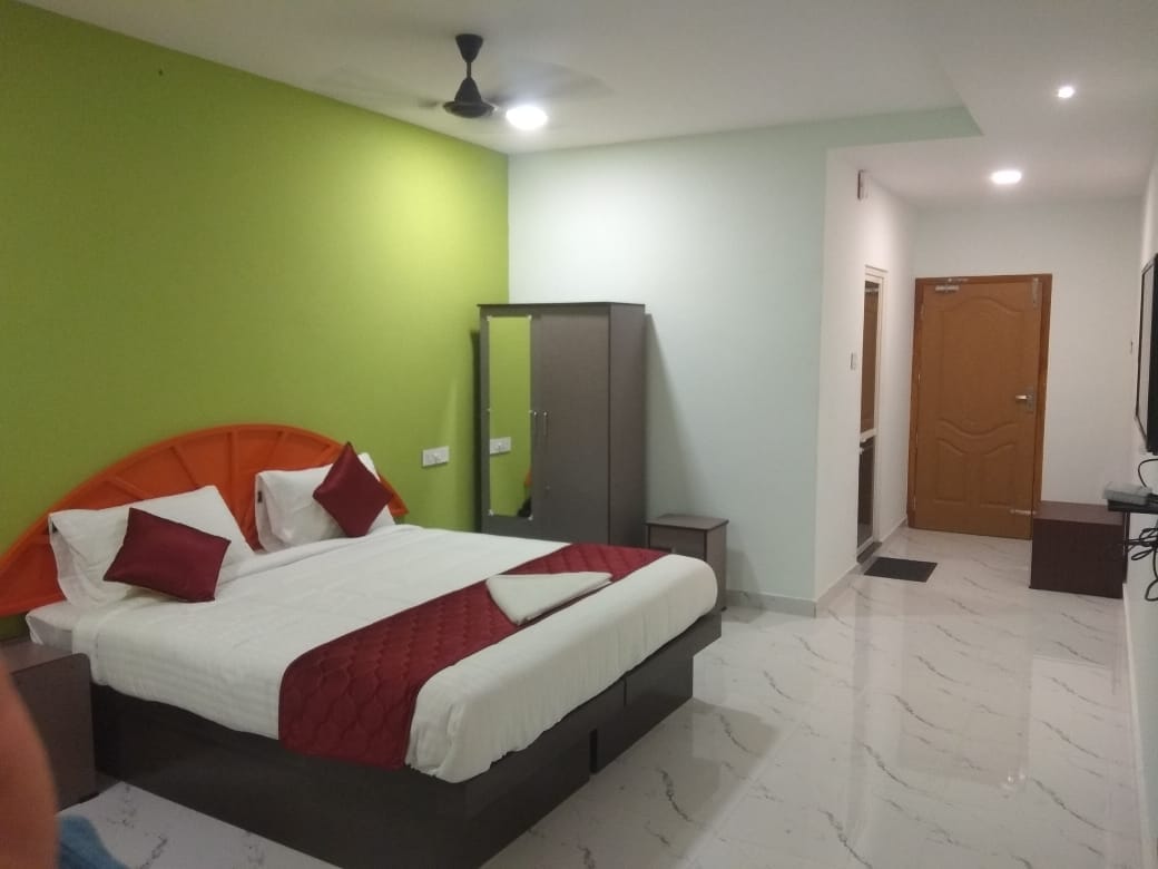 Hotel Rajeswari International - Tap to explore photos