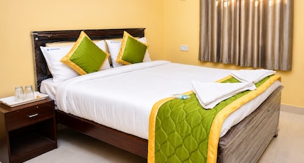 Amutham Inn Room Type - Deluxe room Amutham Inn Room Type - Deluxe room
