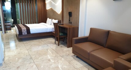 J.D.HOTEL & GUEST HOUSE Room Type - Executive AC Room