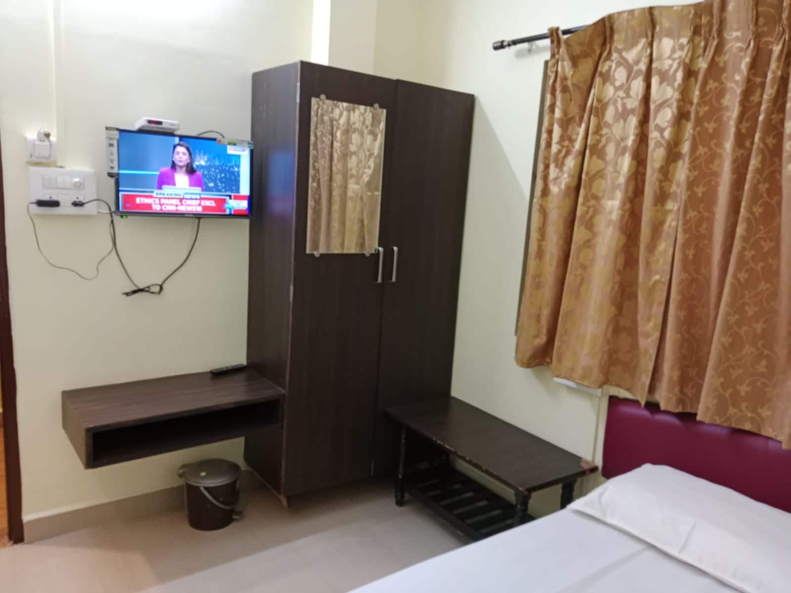 Sunanda Lodging and Restaurant - Tap to explore photos