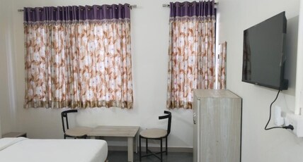 Ghate Rooms Room Type - Silver AC Room