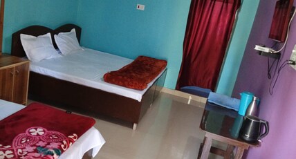 Hill Queen Homestay Chaukori Room Type - Family room