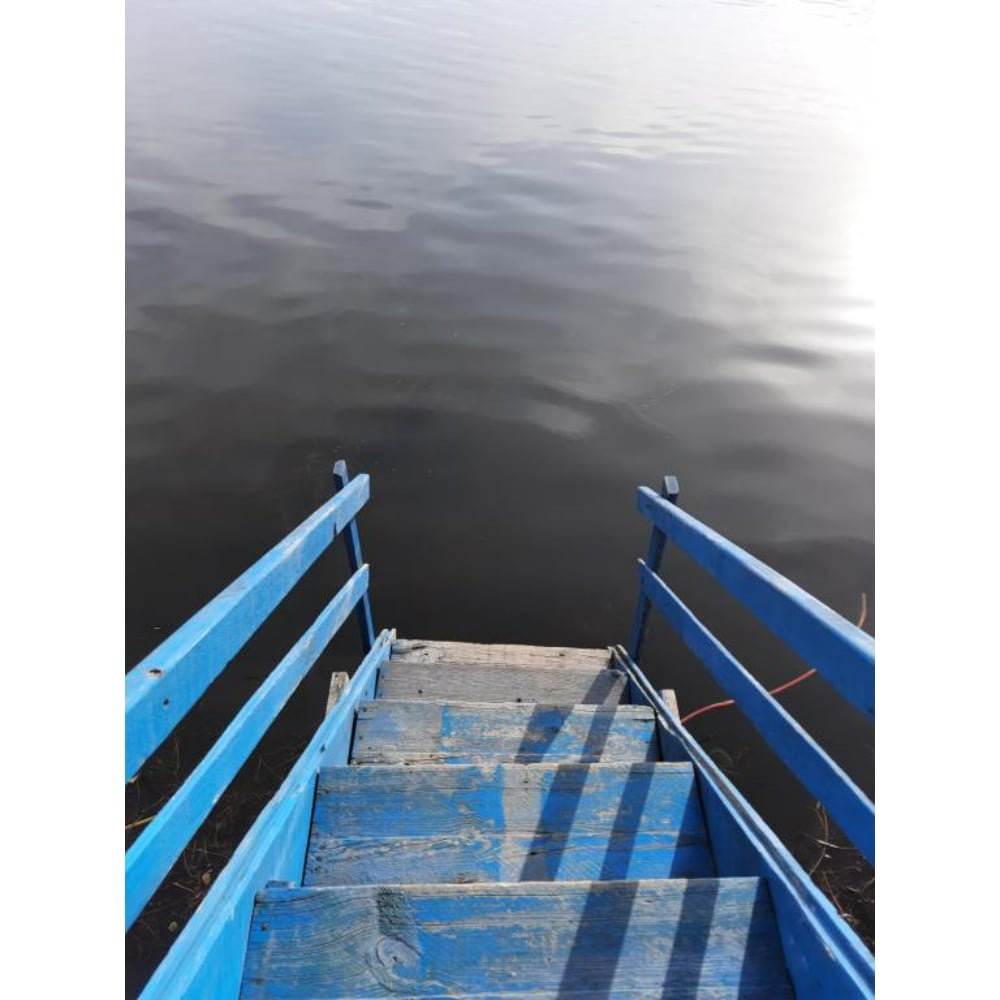 Houseboat Young Snow View | Lake-view Room - Tap to explore photos