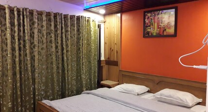 Hotel Kay Kay's@Mall Road Room Type - Standard Non Lake Facing Room