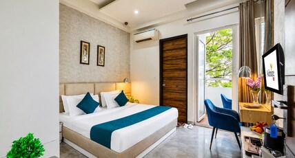 Hotel Fortune Inn by ASPL Room Type - Super Deluxe Room With Balcony