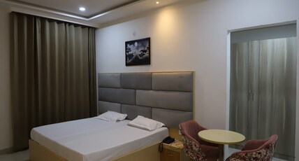 Radha Madhav Hotel and Banquet Room Type - Deluxe Room