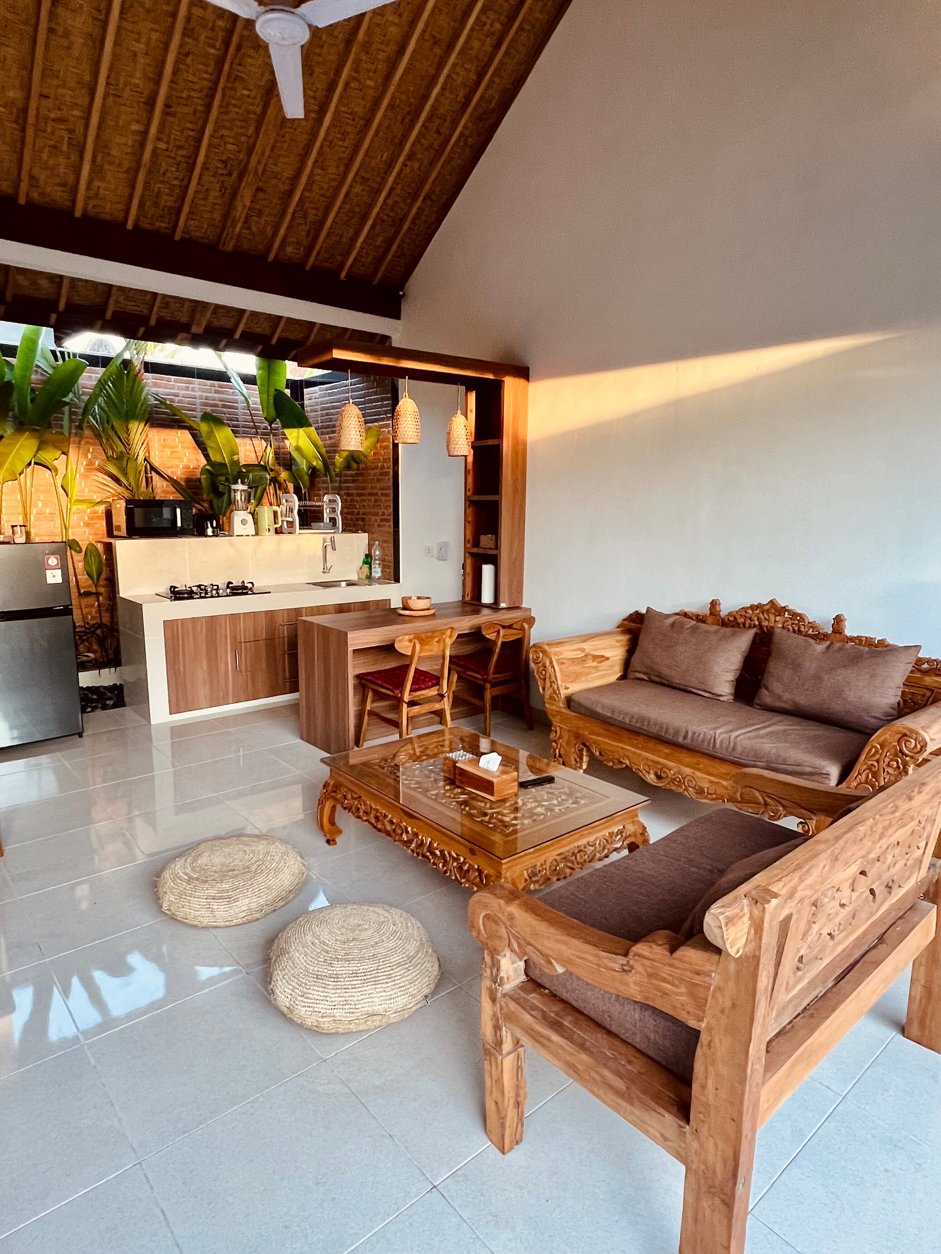 MOKSHA SEAOM Villa - Tap to explore photos