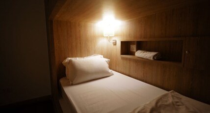The Poshtel Bangkok by Benya Room Type - PRIVATE BULK (201,301)