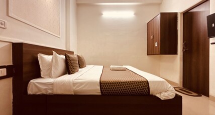 Majestic Heights Hotel Room Type - Deluxe Room