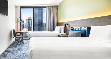 Holiday Inn Express MELBOURNE LITTLE COLLINS Room Type - 2 Single Standard with Free Breakfast