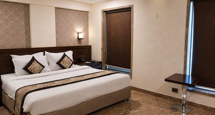 Hotel Winway  Room Type - Deluxe Room