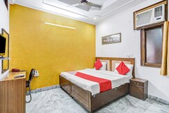 Hotel O Cozy Stays