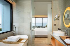 Mercure Rayong Lomtalay Villas & Resort