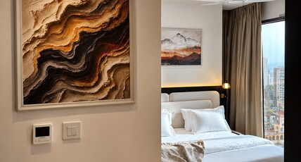 Rover Inn | Modern Apartments Near Golf Course Extension Road Room Type - SkyLevel Luxury Suit