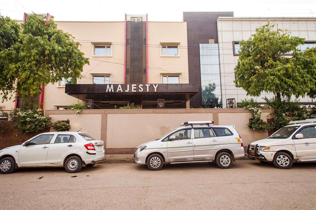Hotel Shubham Majesty - Tap to explore photos