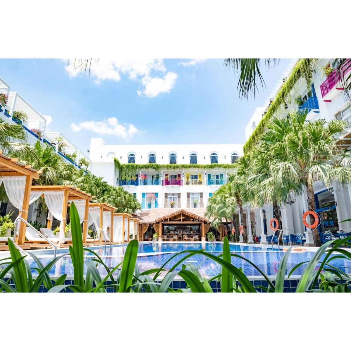 Risemount Premier Resort Da Nang - Tap to explore photos