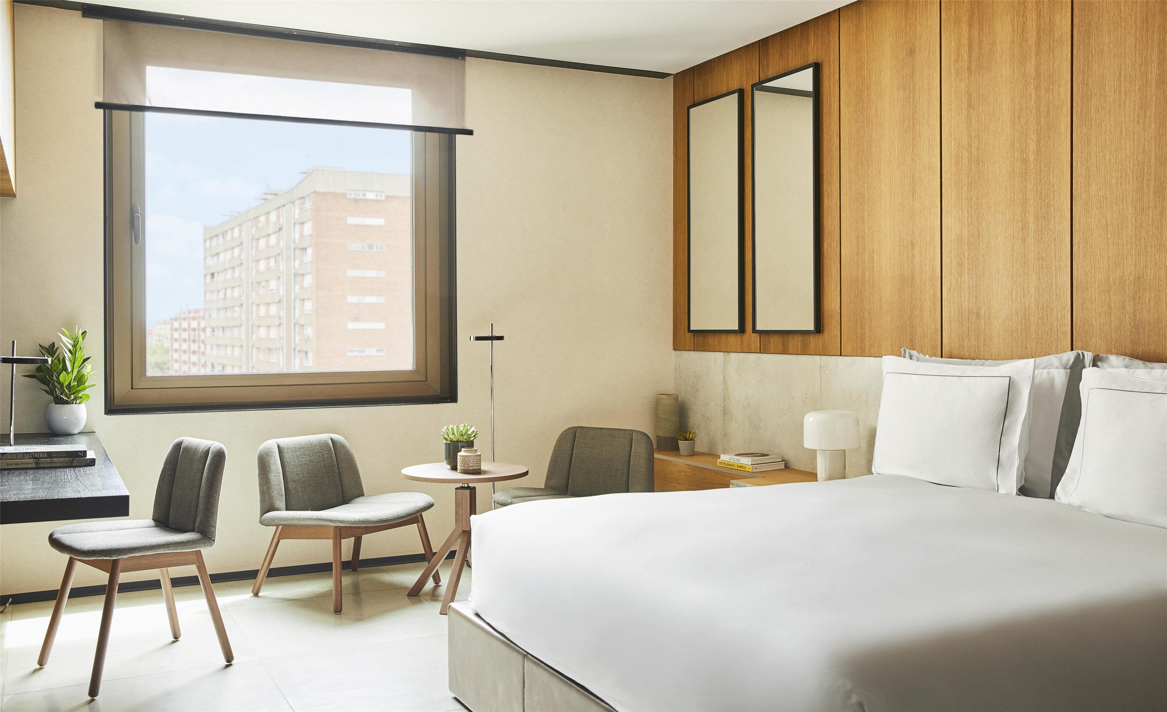 Grand Hyatt Barcelona - Tap to explore photos