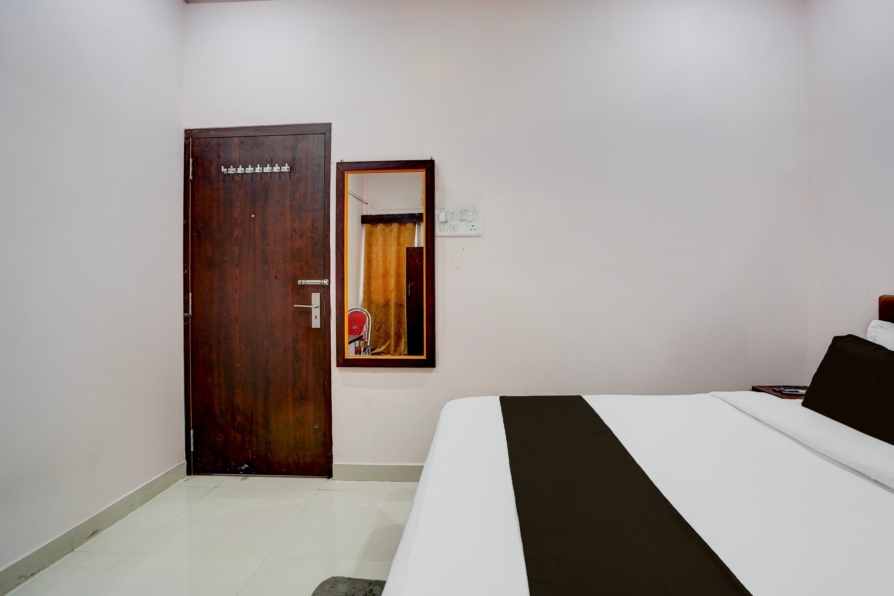 Super Collection O Patna Airport Formerly Hotel Shahi Mahal - Tap to explore photos