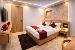 Dreamwood Hotel Near Sec 29 Gurgaon