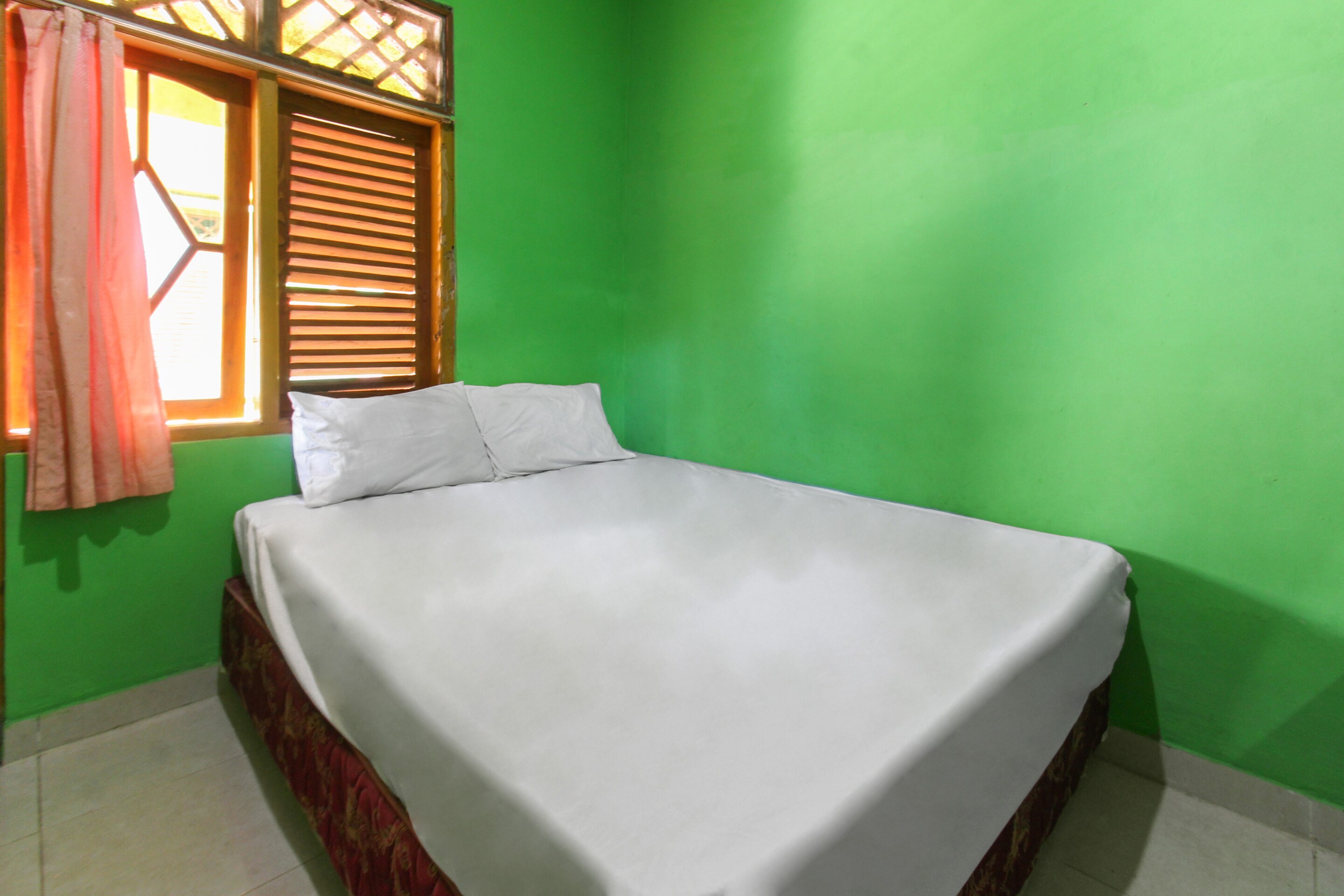 Hotel O Jayanni - Tap to explore photos
