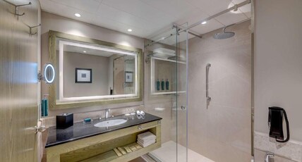 Hilton Salalah Resort Room Type - KING GUEST ROOM