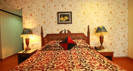 Madathil Regency Hotel Room Type - Suite