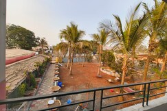 YOGIRAJ MINI KOKAN RESTAURANTS &LODGING