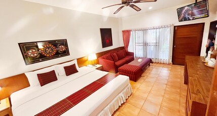 Birds and Bees Resort Pattaya Room Type - Big Bird Family Suite