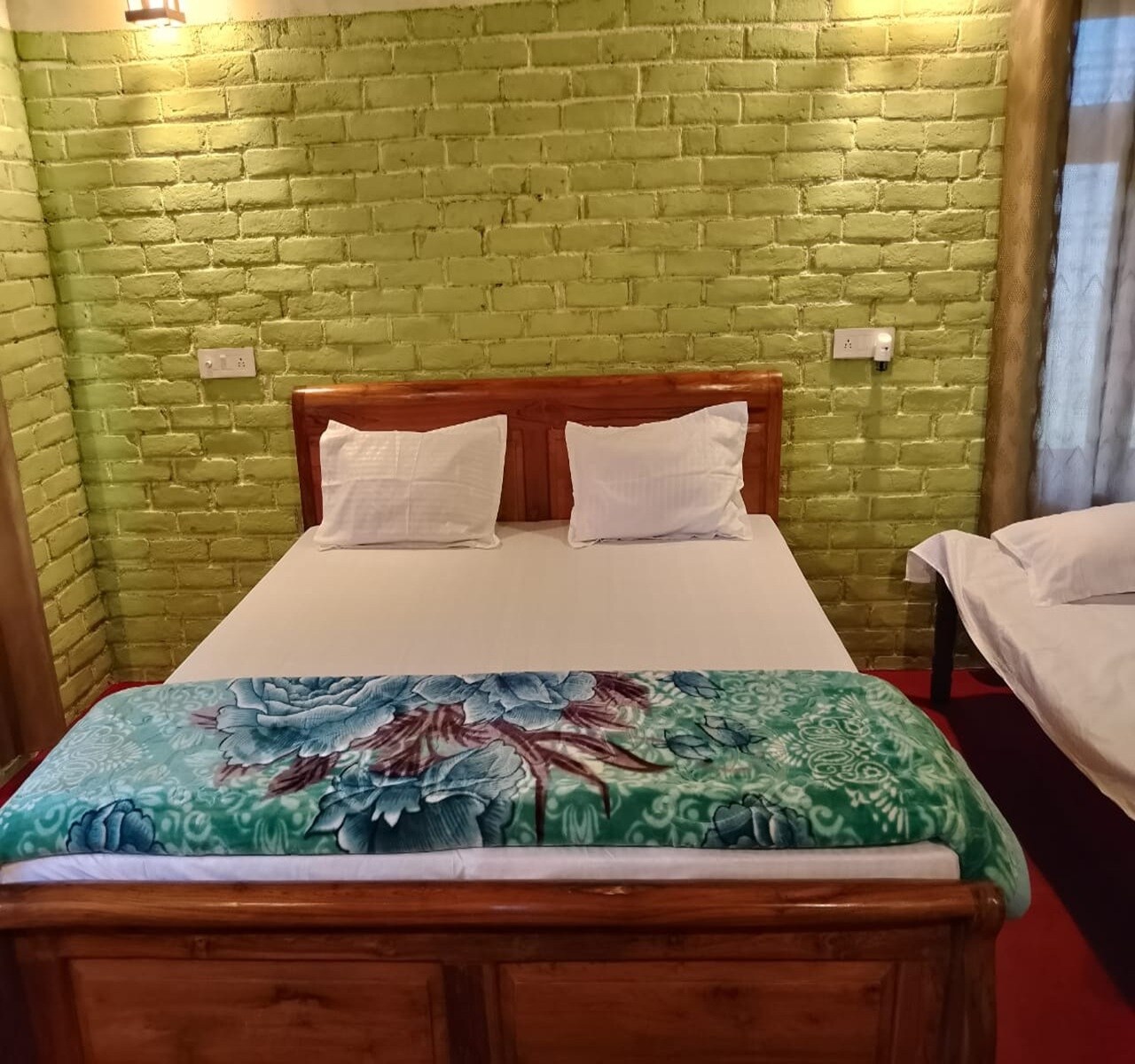 Green Hill View Homestay - Tap to explore photos
