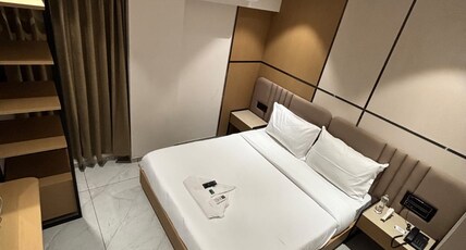 Hotel Shiv Kartik Room Type - Deluxe