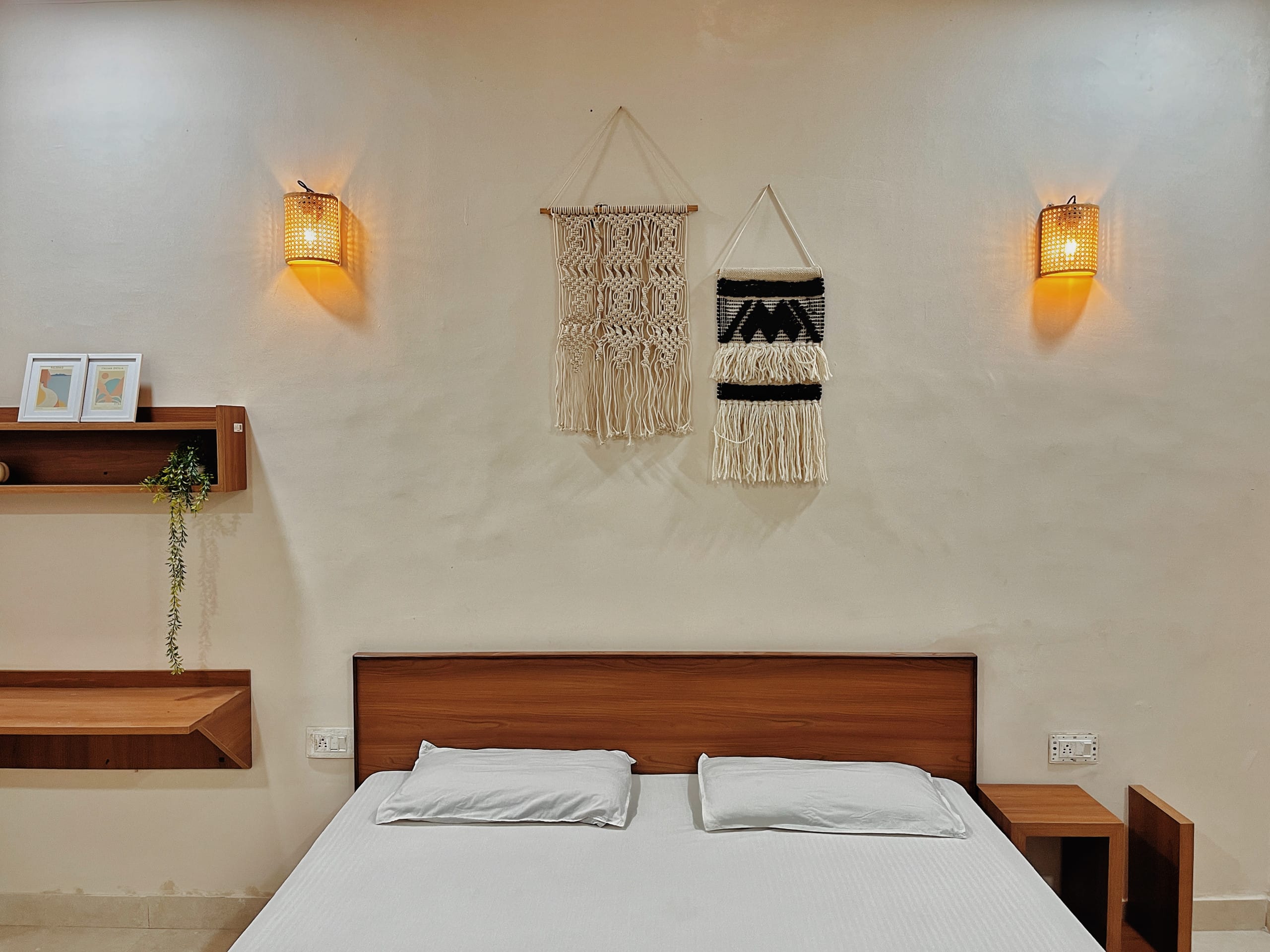 Boho 1 | 3BHK Apartment | 10min to Expo Mart KP 2 - Tap to explore photos