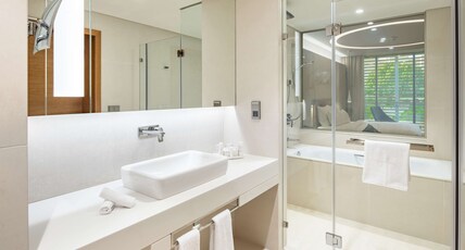 Radisson Blu Hotel & Residence, Riyadh Diplomatic Quarters Room Type - Suite - Two bedrooms - Lounge Access