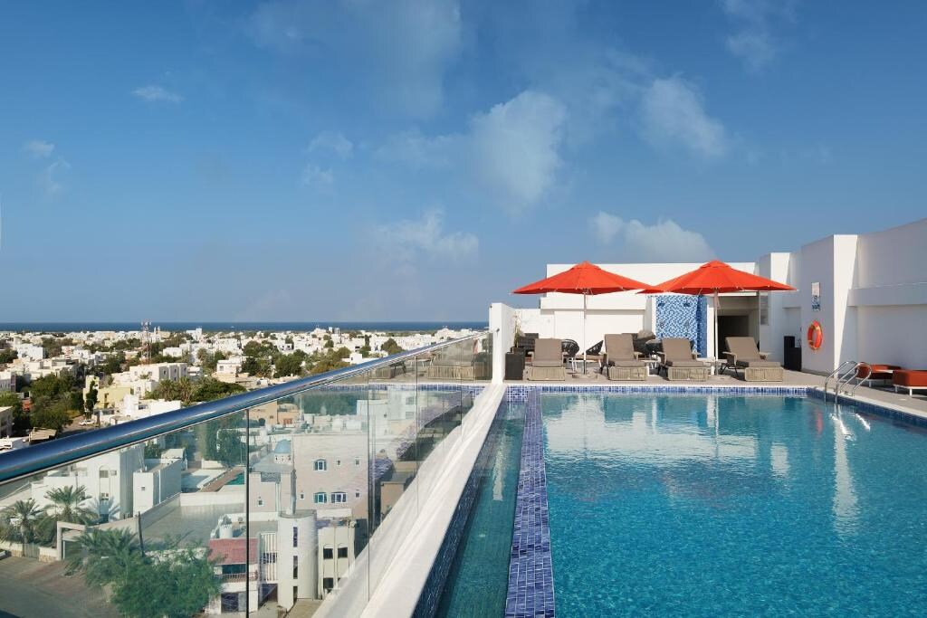 Studio M Muscat - Tap to explore photos